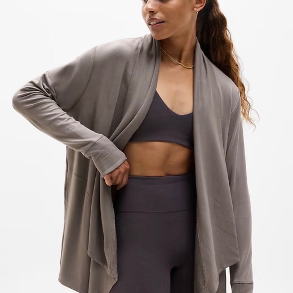 Athleta womens gray pranayama restore wrap size small
